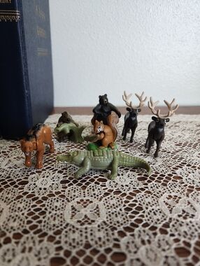 Kinder Surprise Natoons Animal Figurines - Set Of 7